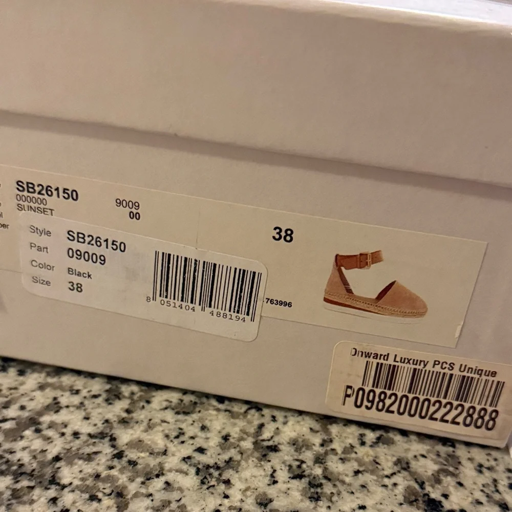 NIB See By Chloe Glyn Leather Espadrille with Ankle Strap - Size 8